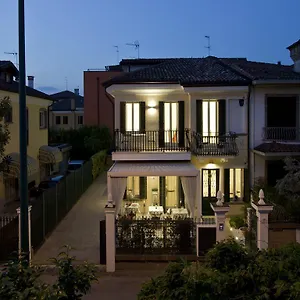 2* Casa de hóspedes Chiara -